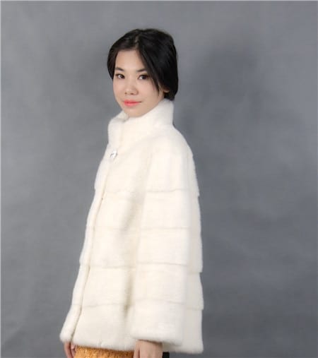 2019 winter woman fashion with a collar short white color natural mink fur